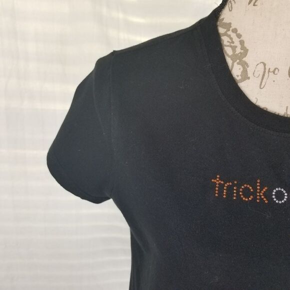 Basic Black Trick Or Treat Cotton Short Sleeve T-Shirt Size L - Picture 4 of 8